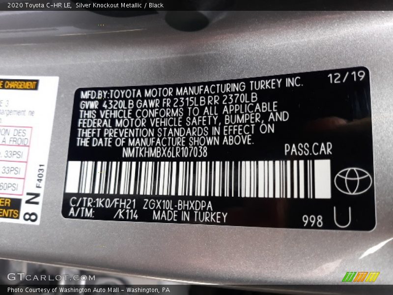 Silver Knockout Metallic / Black 2020 Toyota C-HR LE