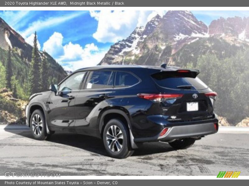Midnight Black Metallic / Black 2020 Toyota Highlander XLE AWD