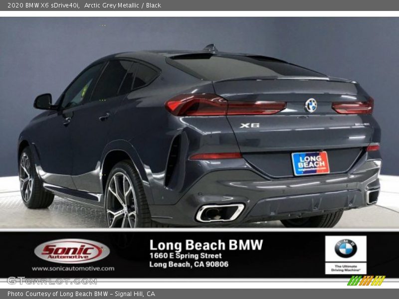 Arctic Grey Metallic / Black 2020 BMW X6 sDrive40i