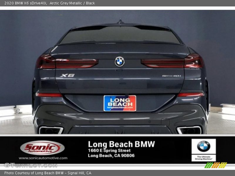 Arctic Grey Metallic / Black 2020 BMW X6 sDrive40i