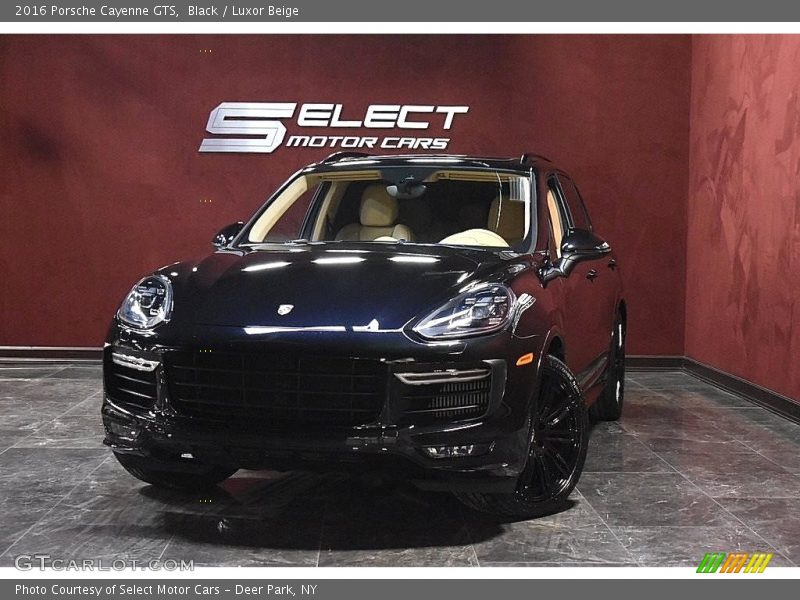 Black / Luxor Beige 2016 Porsche Cayenne GTS