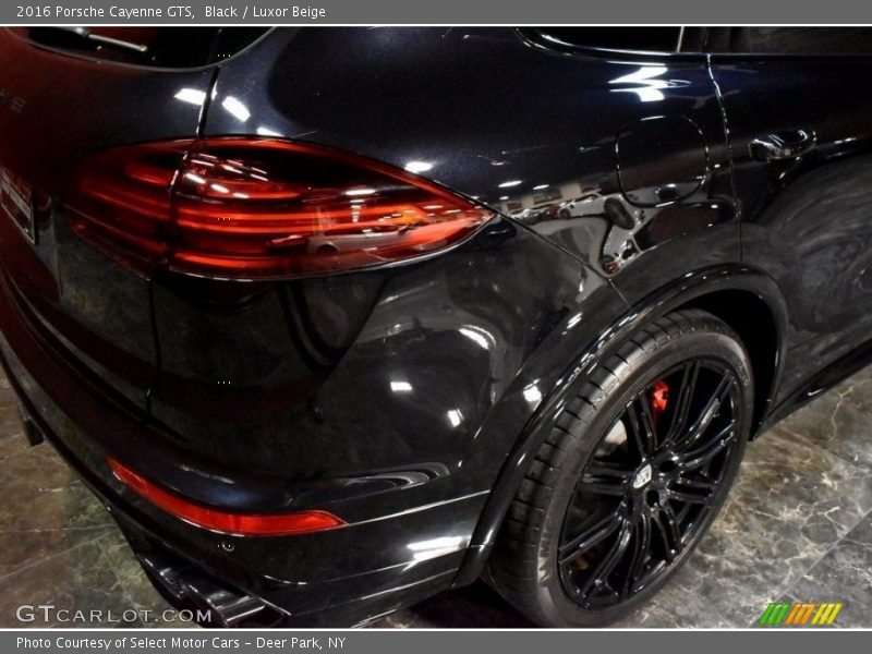 Black / Luxor Beige 2016 Porsche Cayenne GTS