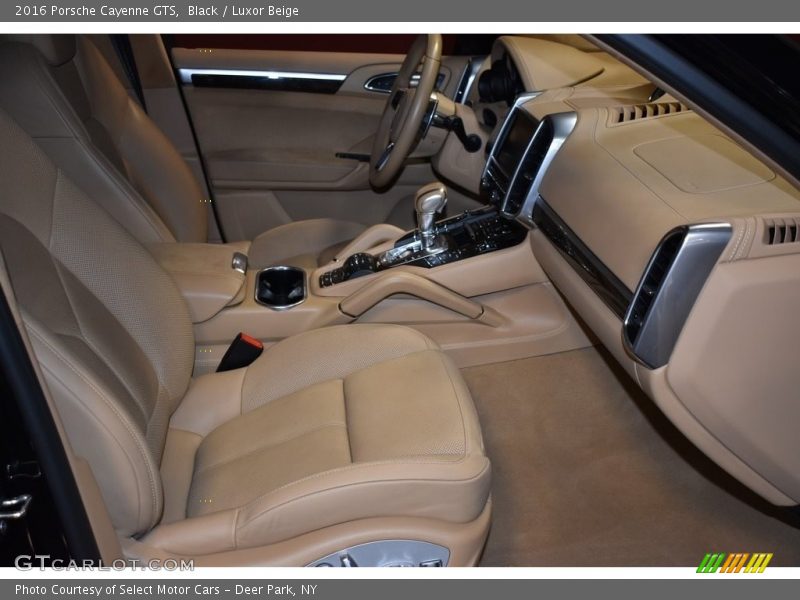 Black / Luxor Beige 2016 Porsche Cayenne GTS
