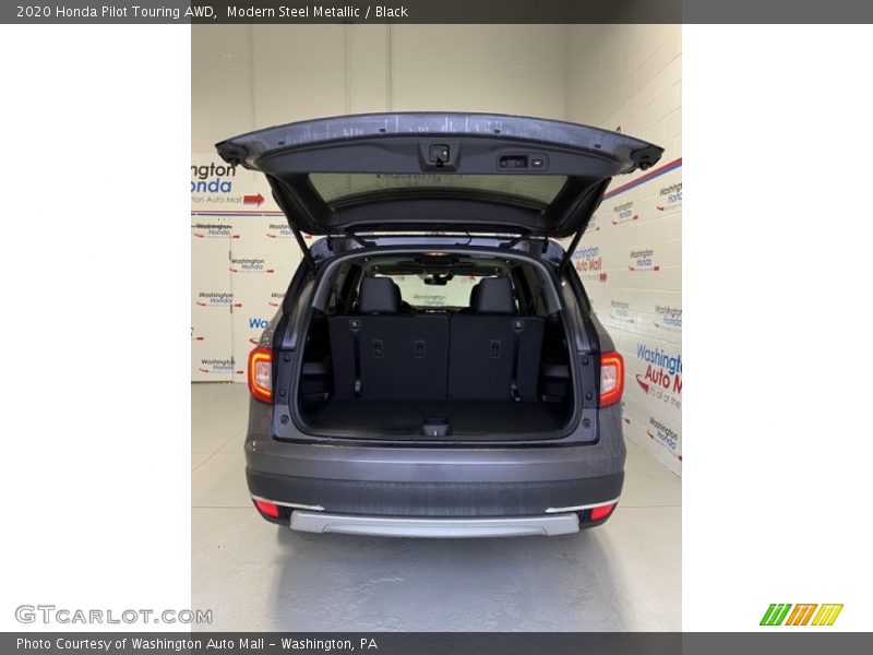 Modern Steel Metallic / Black 2020 Honda Pilot Touring AWD