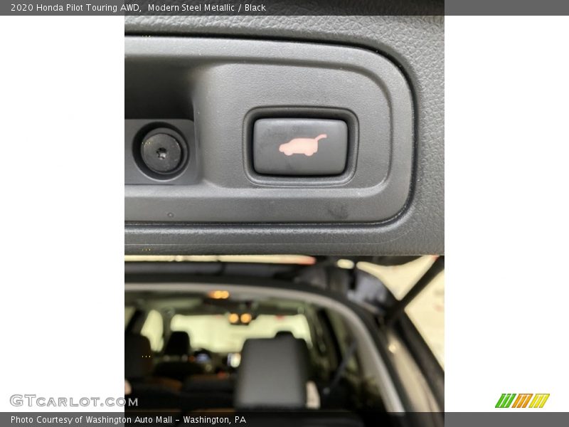 Modern Steel Metallic / Black 2020 Honda Pilot Touring AWD