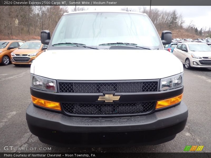 Summit White / Medium Pewter 2020 Chevrolet Express 2500 Cargo WT