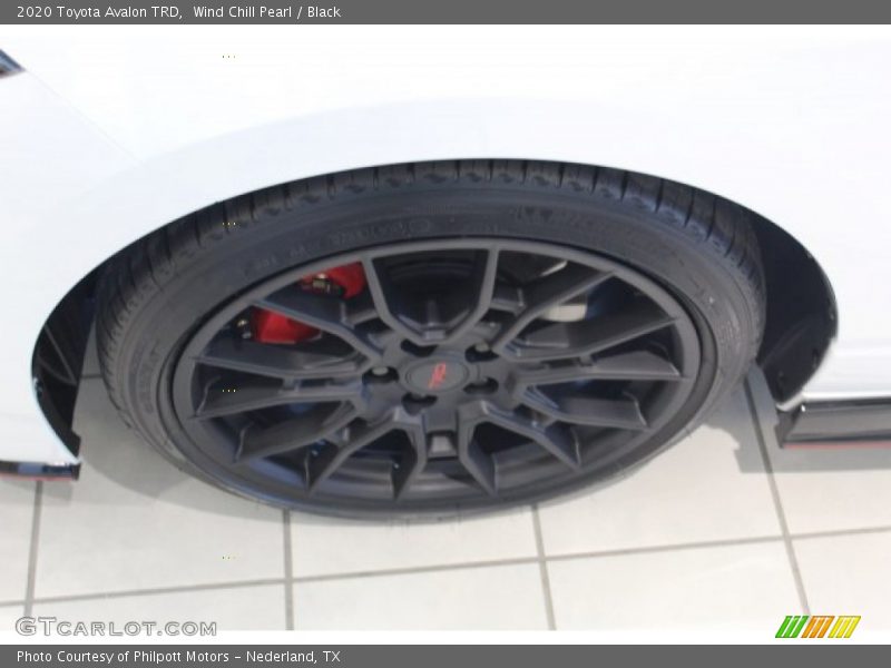 Wind Chill Pearl / Black 2020 Toyota Avalon TRD