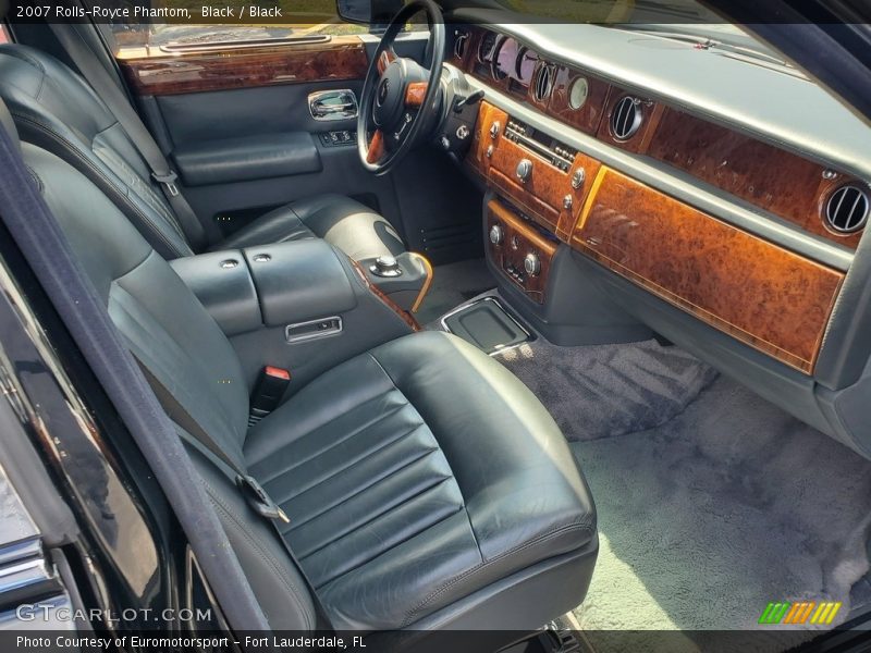 Black / Black 2007 Rolls-Royce Phantom