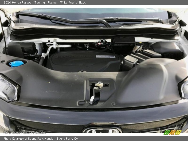 Platinum White Pearl / Black 2020 Honda Passport Touring
