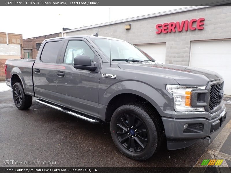 Front 3/4 View of 2020 F150 STX SuperCrew 4x4