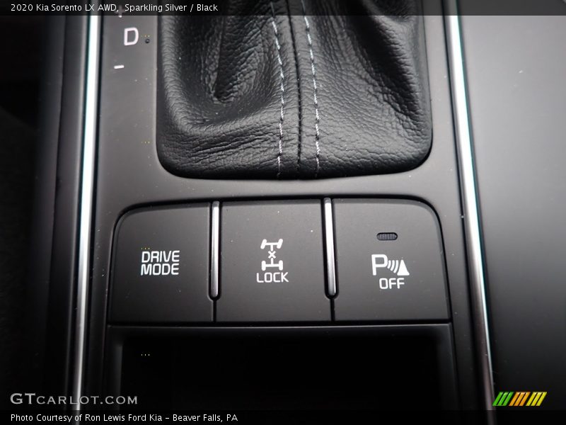 Sparkling Silver / Black 2020 Kia Sorento LX AWD