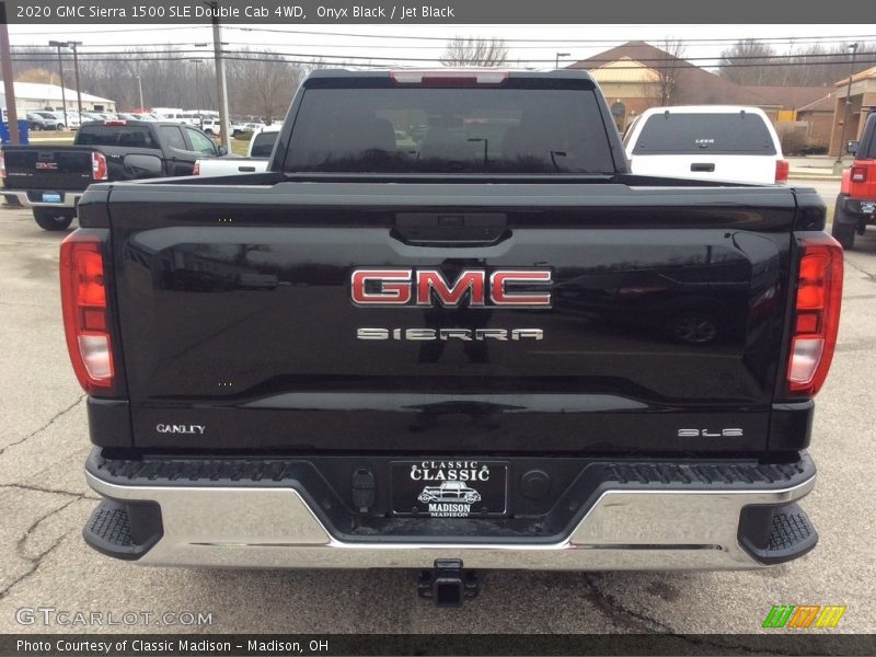 Onyx Black / Jet Black 2020 GMC Sierra 1500 SLE Double Cab 4WD