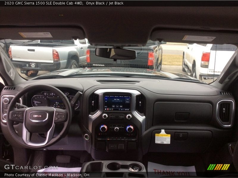 Onyx Black / Jet Black 2020 GMC Sierra 1500 SLE Double Cab 4WD