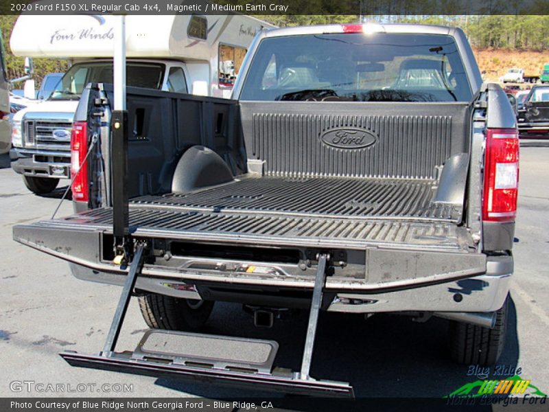 Magnetic / Medium Earth Gray 2020 Ford F150 XL Regular Cab 4x4