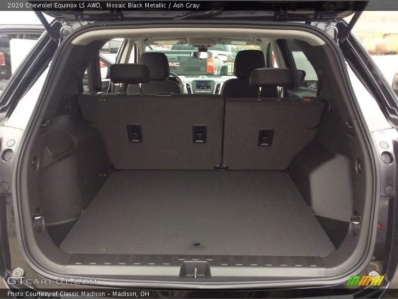 Mosaic Black Metallic / Ash Gray 2020 Chevrolet Equinox LS AWD