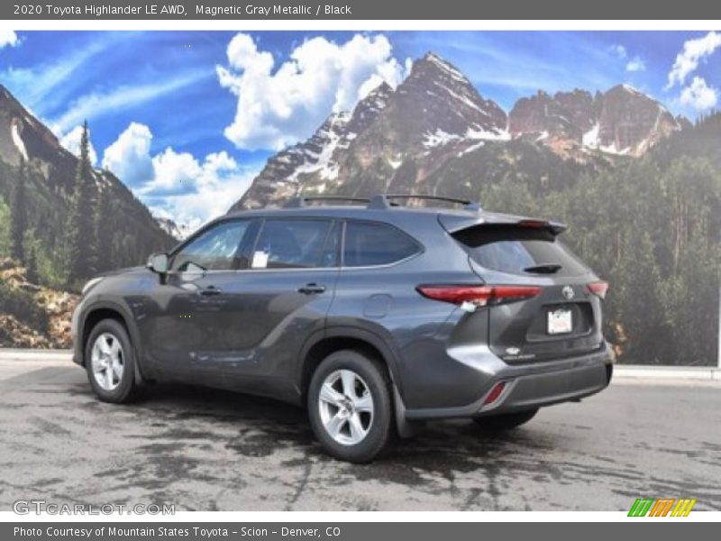 Magnetic Gray Metallic / Black 2020 Toyota Highlander LE AWD