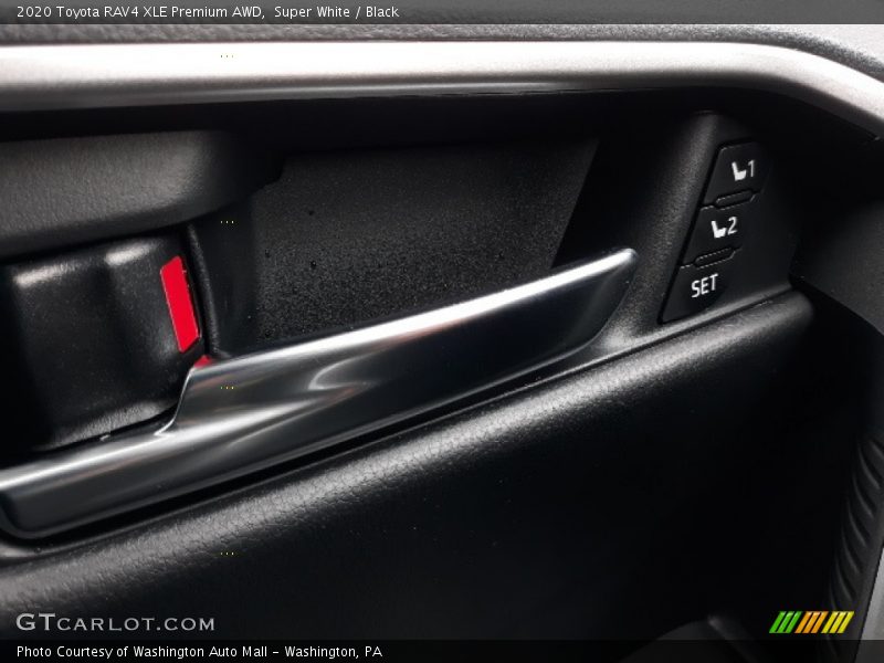 Super White / Black 2020 Toyota RAV4 XLE Premium AWD