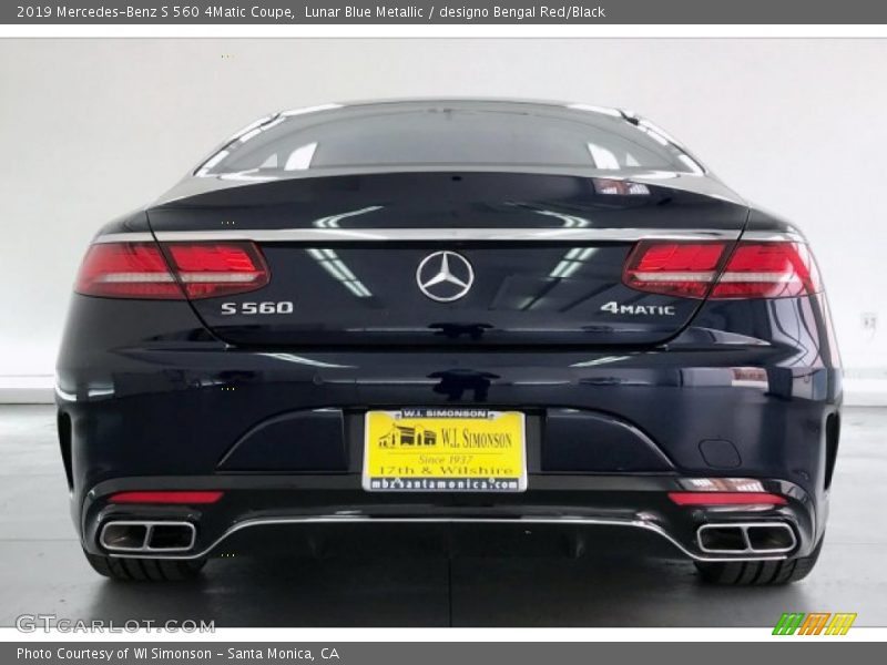 Lunar Blue Metallic / designo Bengal Red/Black 2019 Mercedes-Benz S 560 4Matic Coupe