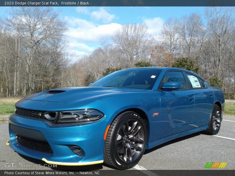 Front 3/4 View of 2020 Charger Scat Pack
