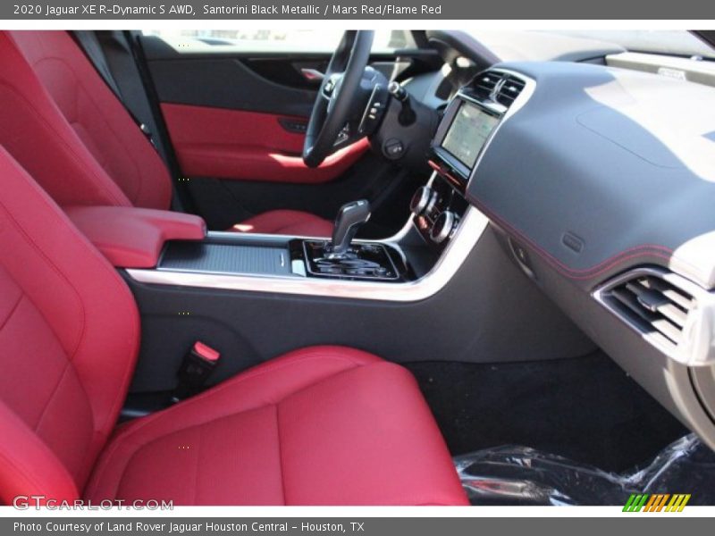 Santorini Black Metallic / Mars Red/Flame Red 2020 Jaguar XE R-Dynamic S AWD