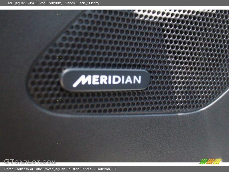 Narvik Black / Ebony 2020 Jaguar F-PACE 25t Premium