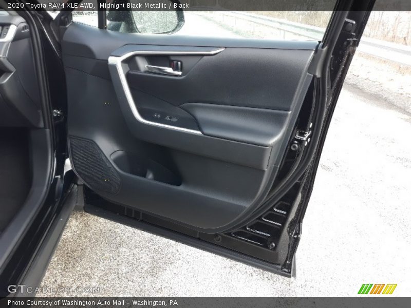 Midnight Black Metallic / Black 2020 Toyota RAV4 XLE AWD