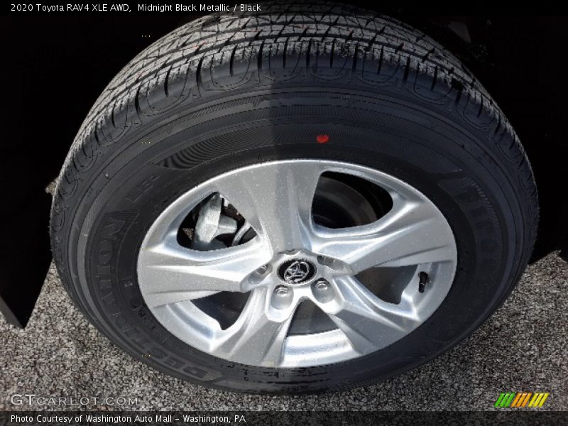 Midnight Black Metallic / Black 2020 Toyota RAV4 XLE AWD