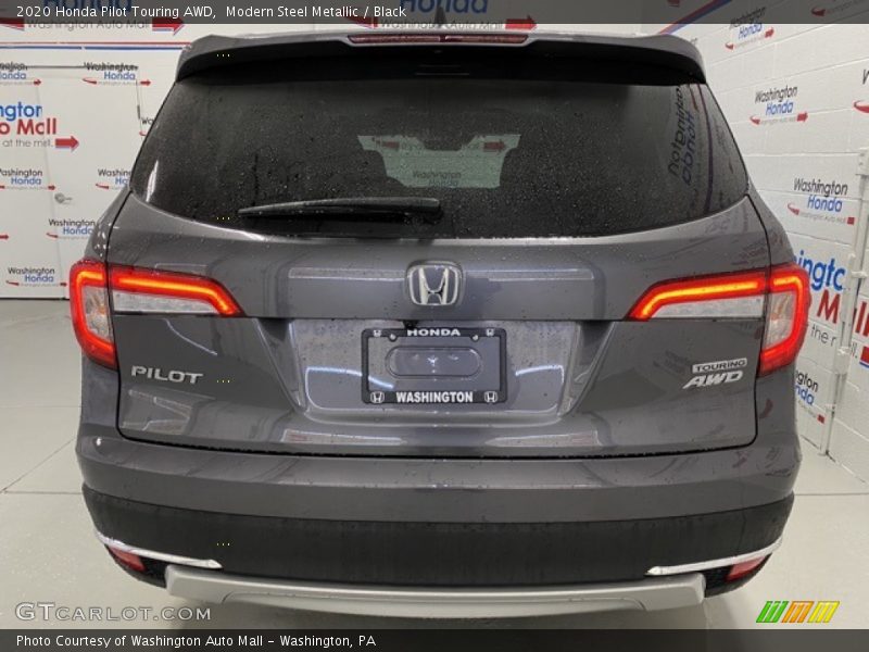 Modern Steel Metallic / Black 2020 Honda Pilot Touring AWD