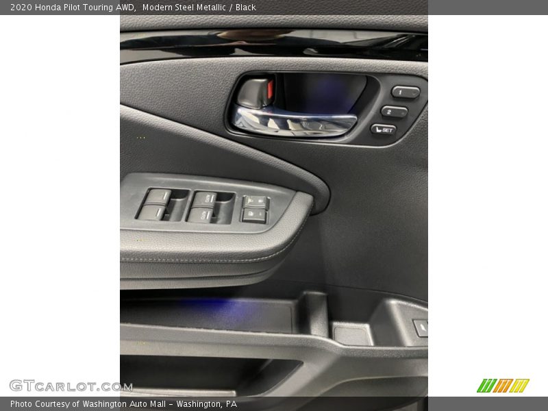Modern Steel Metallic / Black 2020 Honda Pilot Touring AWD