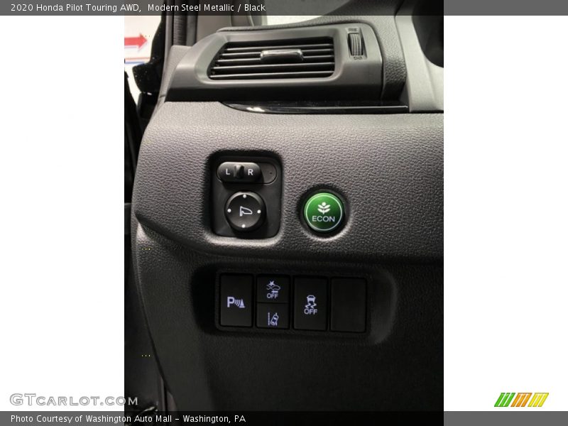 Modern Steel Metallic / Black 2020 Honda Pilot Touring AWD