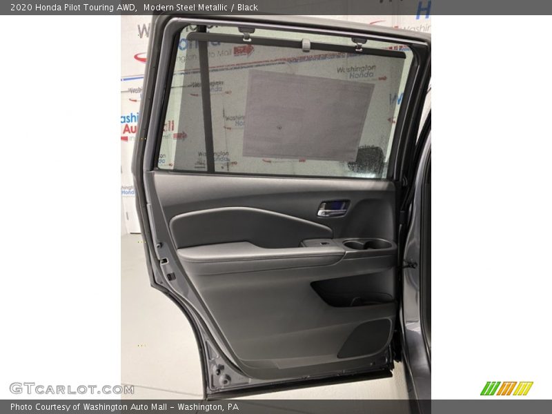 Modern Steel Metallic / Black 2020 Honda Pilot Touring AWD