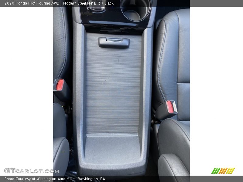 Modern Steel Metallic / Black 2020 Honda Pilot Touring AWD