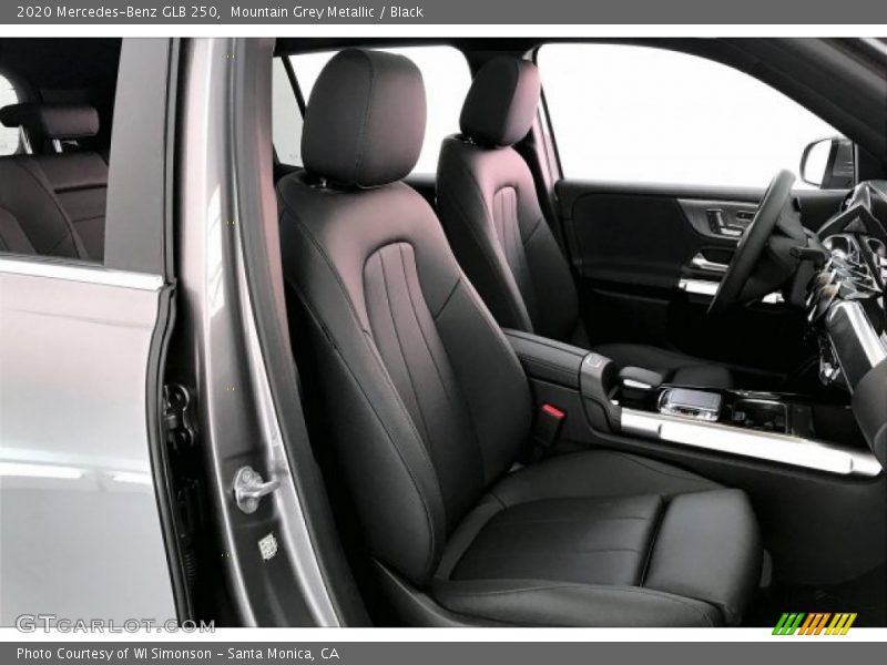 Mountain Grey Metallic / Black 2020 Mercedes-Benz GLB 250