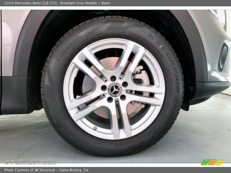 Mountain Grey Metallic / Black 2020 Mercedes-Benz GLB 250
