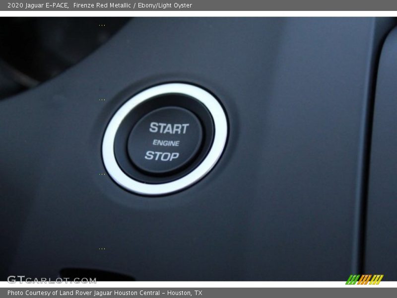 Firenze Red Metallic / Ebony/Light Oyster 2020 Jaguar E-PACE