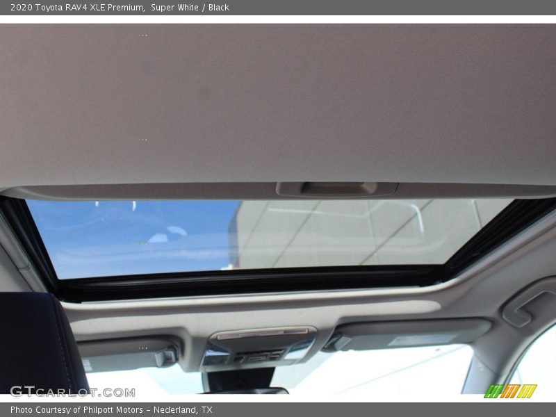 Super White / Black 2020 Toyota RAV4 XLE Premium
