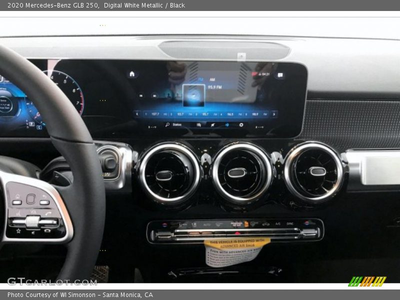 Digital White Metallic / Black 2020 Mercedes-Benz GLB 250