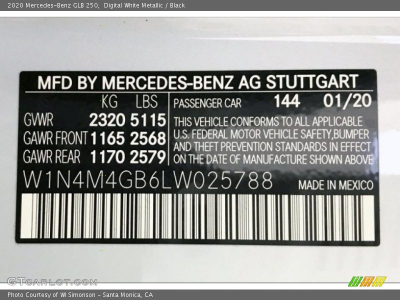 Digital White Metallic / Black 2020 Mercedes-Benz GLB 250