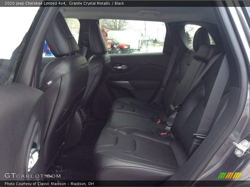 Granite Crystal Metallic / Black 2020 Jeep Cherokee Limited 4x4