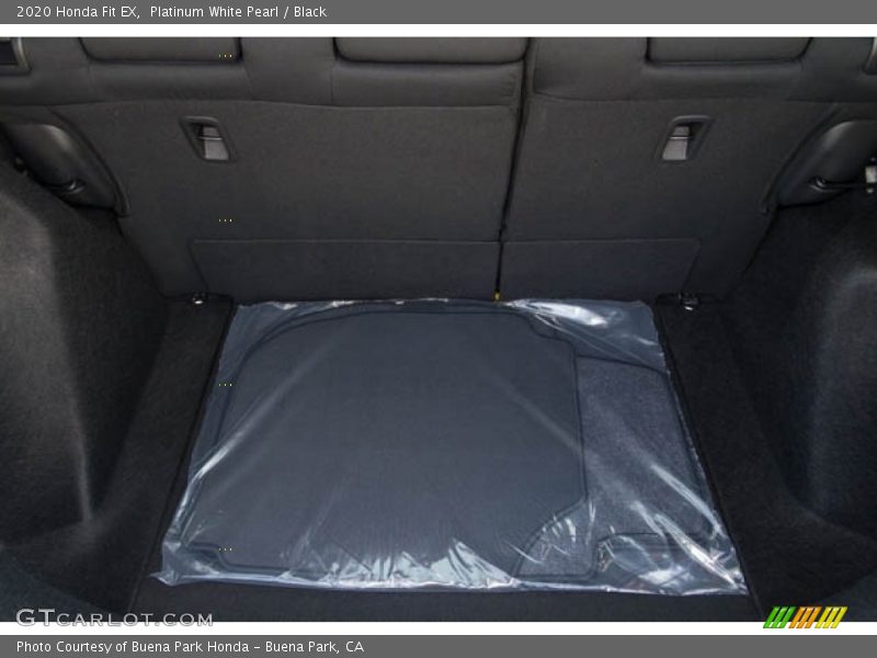 Platinum White Pearl / Black 2020 Honda Fit EX