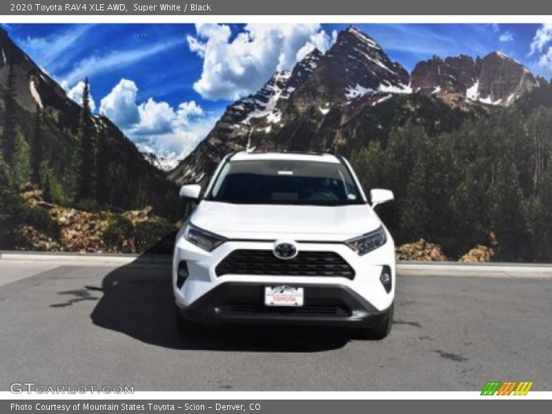 Super White / Black 2020 Toyota RAV4 XLE AWD