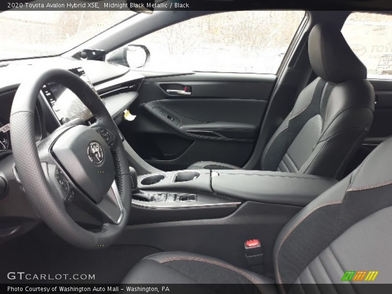 Midnight Black Metallic / Black 2020 Toyota Avalon Hybrid XSE
