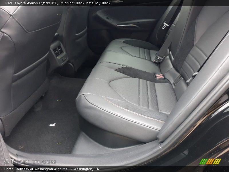 Midnight Black Metallic / Black 2020 Toyota Avalon Hybrid XSE