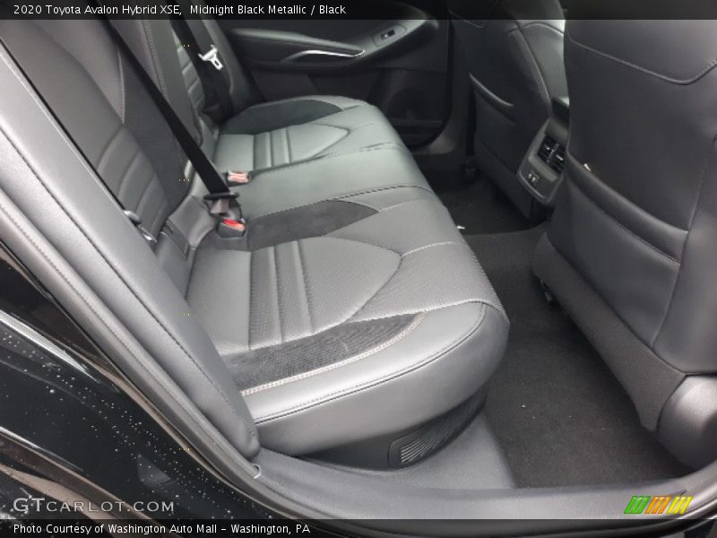 Midnight Black Metallic / Black 2020 Toyota Avalon Hybrid XSE