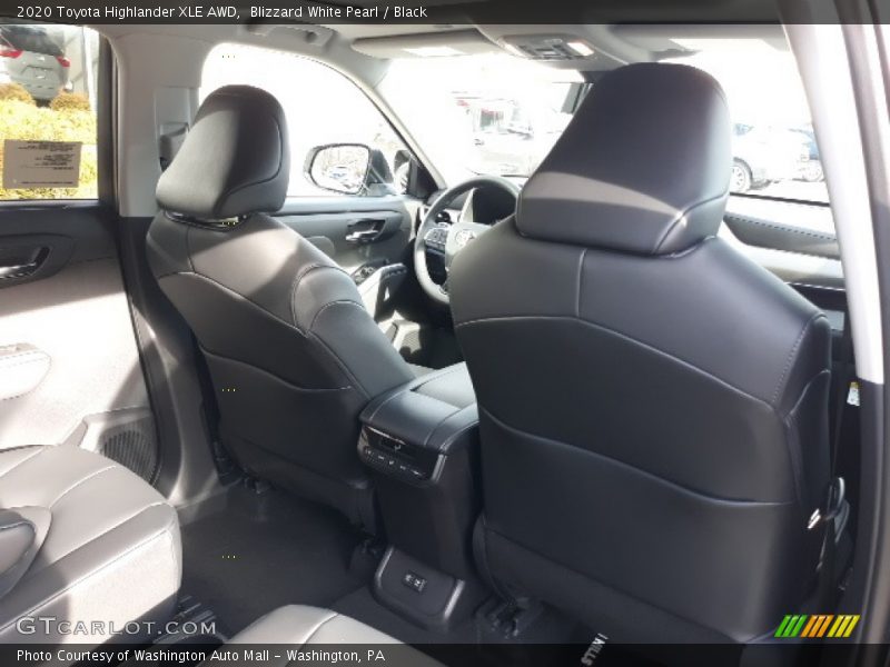 Blizzard White Pearl / Black 2020 Toyota Highlander XLE AWD