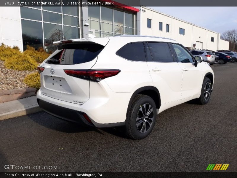 Blizzard White Pearl / Black 2020 Toyota Highlander XLE AWD