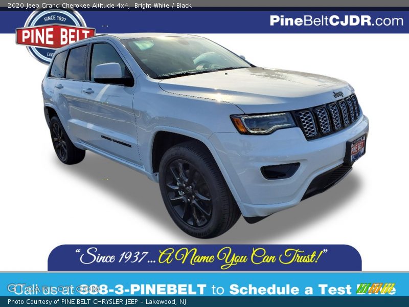 Bright White / Black 2020 Jeep Grand Cherokee Altitude 4x4