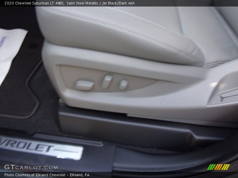Satin Steel Metallic / Jet Black/Dark Ash 2020 Chevrolet Suburban LT 4WD