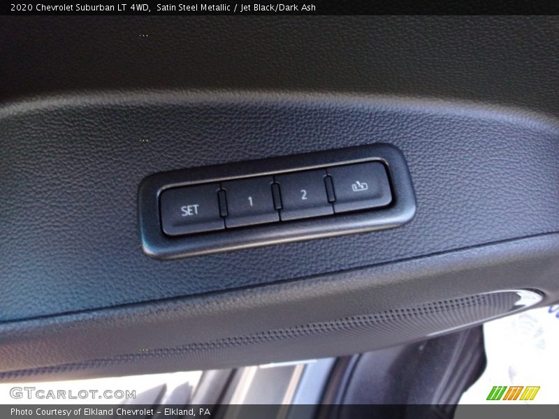 Satin Steel Metallic / Jet Black/Dark Ash 2020 Chevrolet Suburban LT 4WD