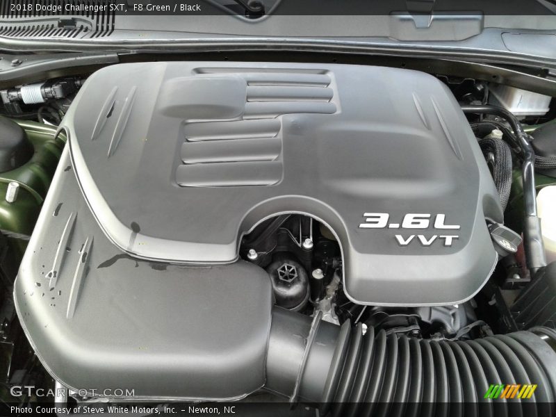 F8 Green / Black 2018 Dodge Challenger SXT